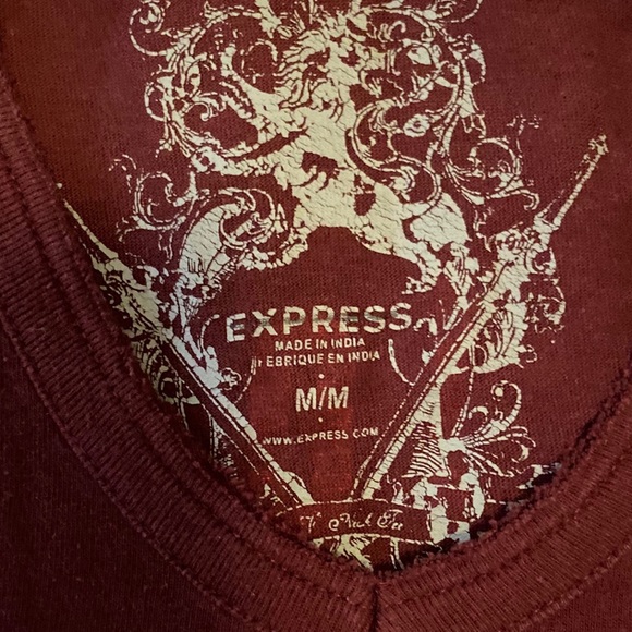 Express T-Shirt - Picture 3 of 6